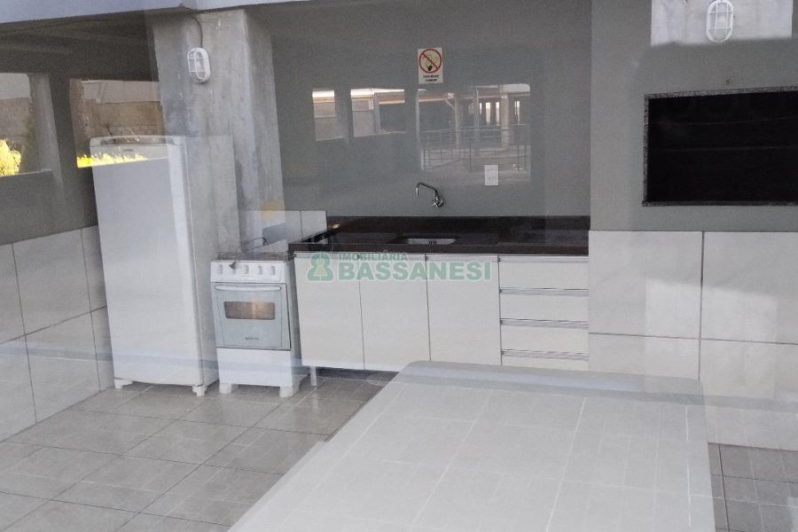 Apartamento com 54m², 2 dormitórios, 1 vaga, no bairro Salgado Filho em Caxias do Sul para Comprar