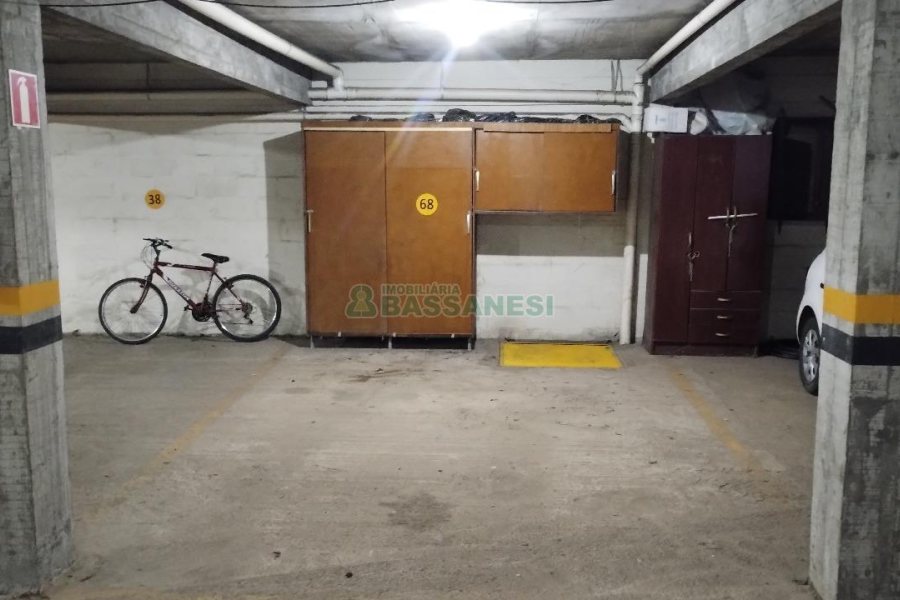 Apartamento com 54m², 2 dormitórios, 1 vaga, no bairro Salgado Filho em Caxias do Sul para Comprar