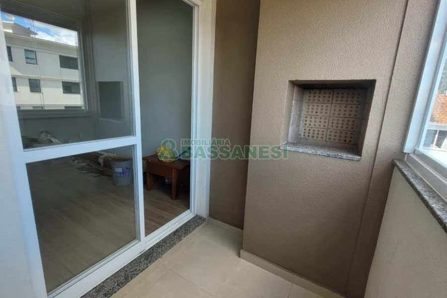 Apartamento com 70m², 3 dormitórios, 1 vaga, no bairro Santa Catarina em Caxias do Sul para Alugar