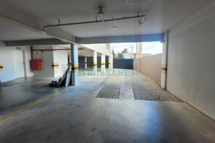 Apartamento com 70m², 3 dormitórios, 1 vaga, no bairro Santa Catarina em Caxias do Sul para Alugar