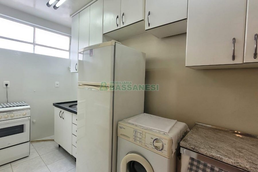 Apartamento com 30m², 1 dormitório, no bairro Centro em Caxias do Sul para Alugar