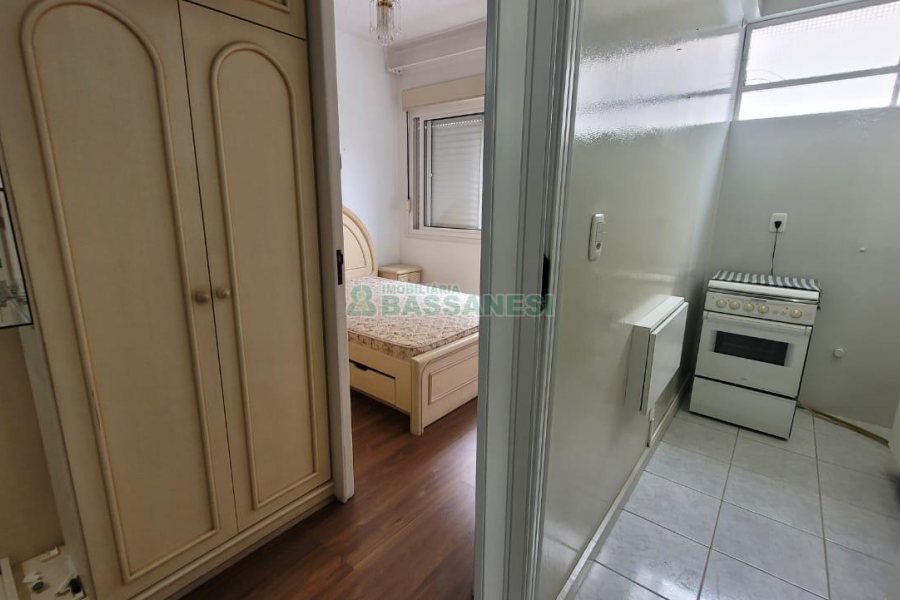 Apartamento com 30m², 1 dormitório, no bairro Centro em Caxias do Sul para Alugar