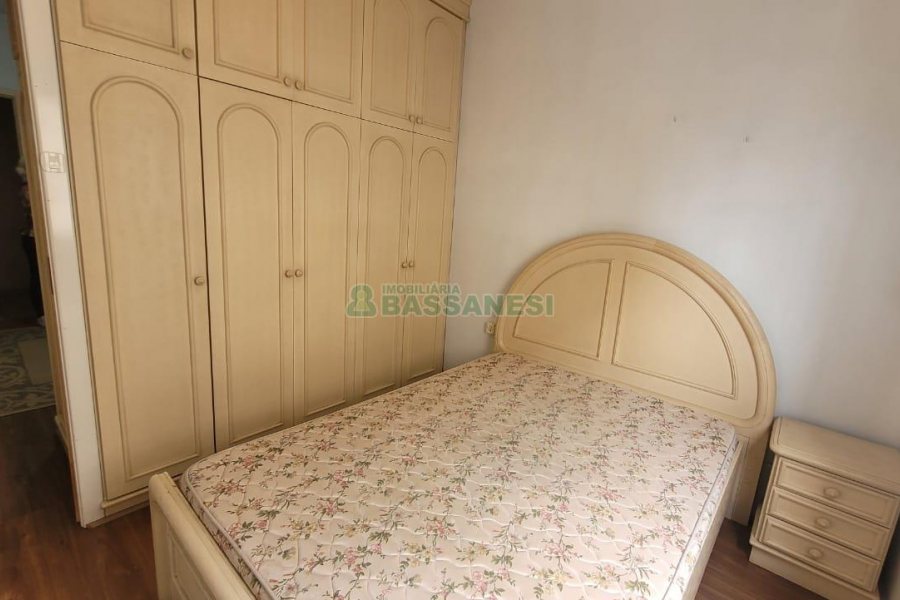 Apartamento com 30m², 1 dormitório, no bairro Centro em Caxias do Sul para Alugar