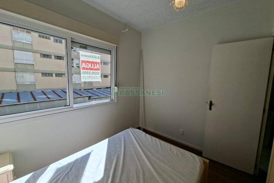Apartamento com 30m², 1 dormitório, no bairro Centro em Caxias do Sul para Alugar