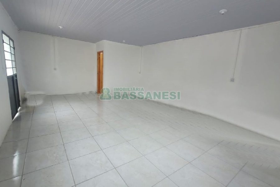 Loja com 55m², no bairro São Leopoldo em Caxias do Sul para Alugar