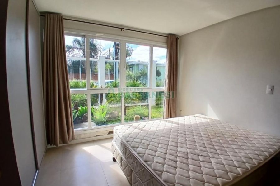 Apto Mobiliado com 43m², 1 dormitório, 1 vaga, no bairro Petrópolis em Caxias do Sul para Alugar