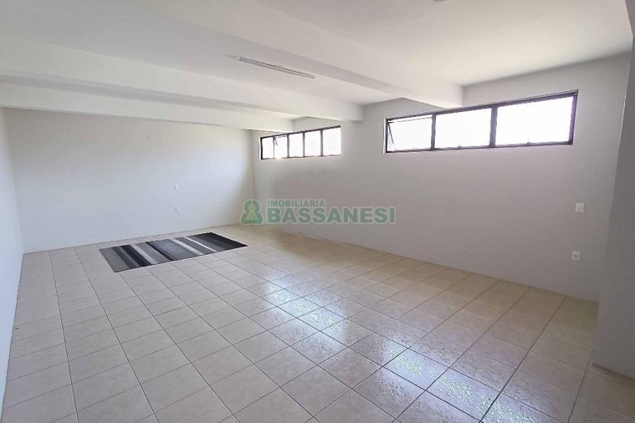 Loja com 268m², no bairro Centro em Caxias do Sul para Alugar