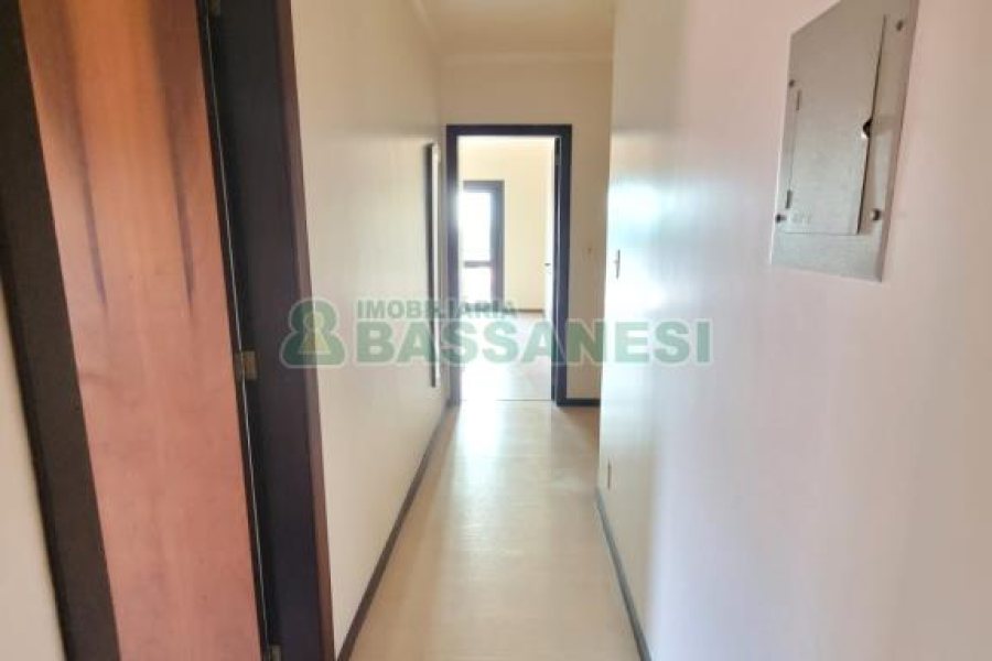 Apto/Cobertura com 285m², 5 dormitórios, 4 vagas, no bairro Panazzolo em Caxias do Sul para Comprar