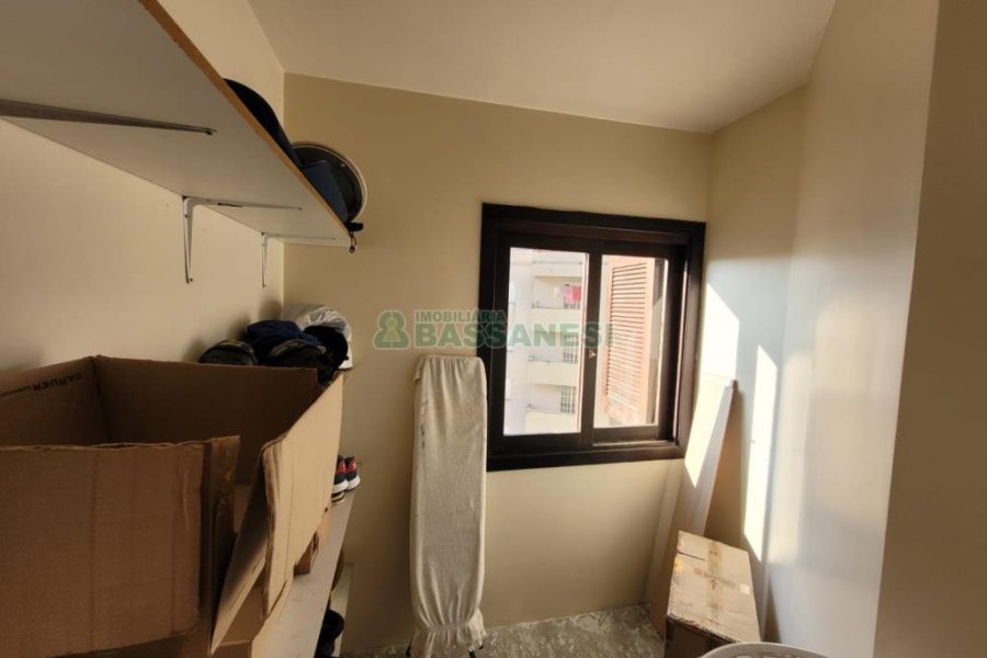 Apto/Cobertura com 285m², 5 dormitórios, 4 vagas, no bairro Panazzolo em Caxias do Sul para Comprar