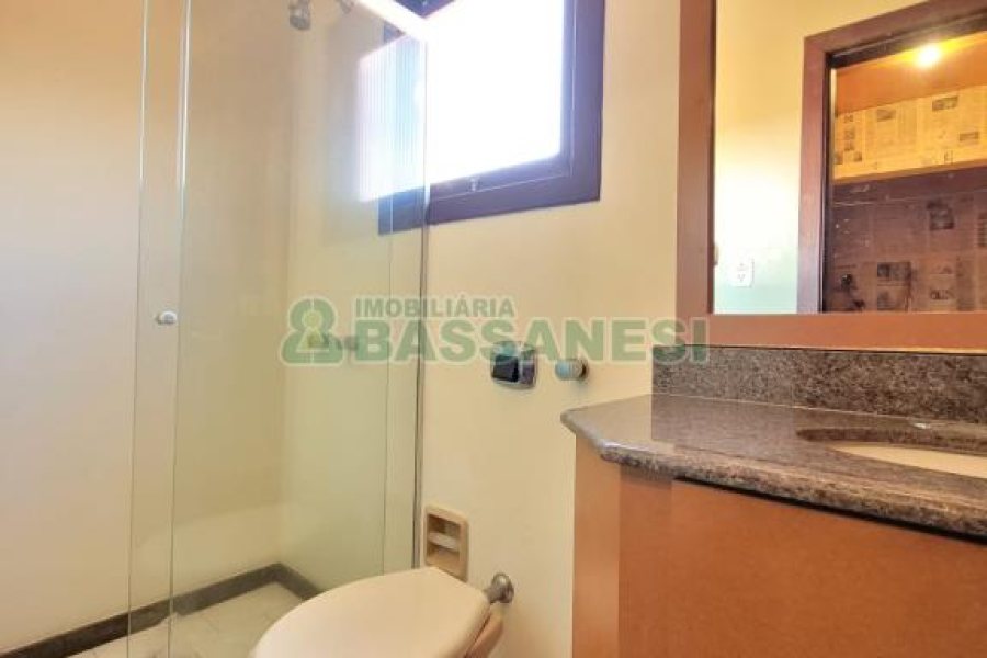 Apto/Cobertura com 285m², 5 dormitórios, 4 vagas, no bairro Panazzolo em Caxias do Sul para Comprar