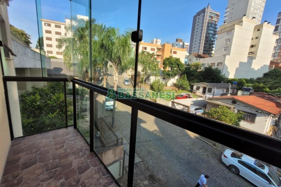 Apto/Cobertura com 285m², 5 dormitórios, 4 vagas, no bairro Panazzolo em Caxias do Sul para Comprar