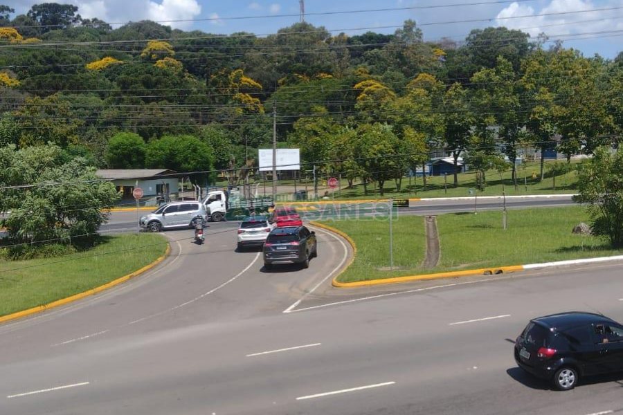 Terreno com 7808m², no bairro Marechal Floriano em Caxias do Sul para Comprar
