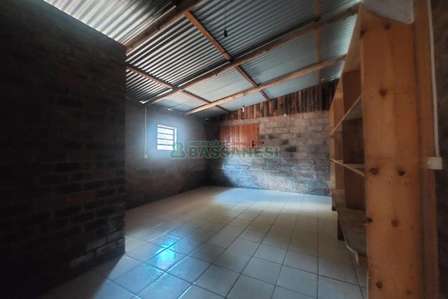 Pavilhão com 600m², no bairro Vila Cristina em Caxias do Sul para Alugar