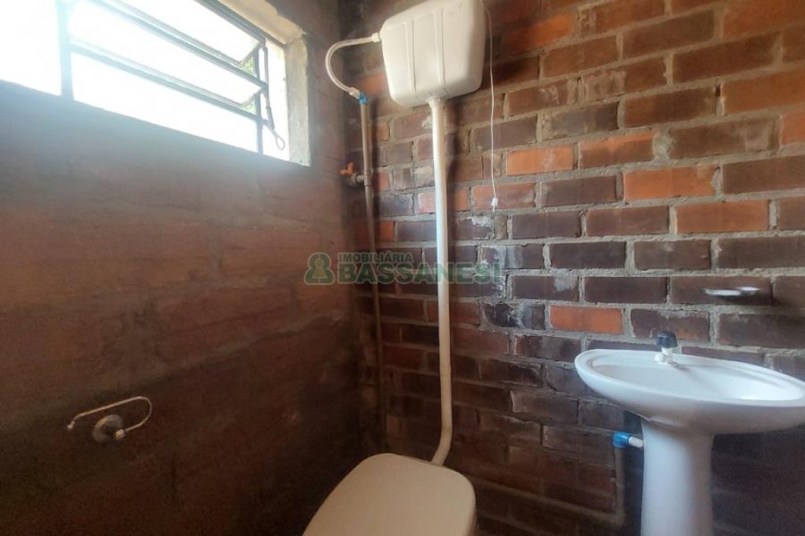 Pavilhão com 600m², no bairro Vila Cristina em Caxias do Sul para Alugar