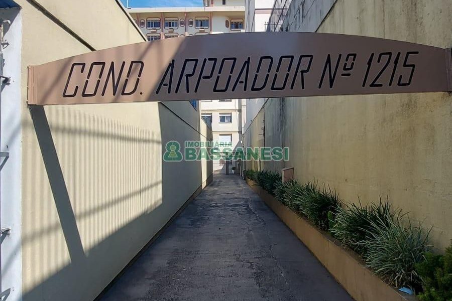 Apartamento com 82m², 2 dormitórios, 2 vagas, no bairro Centro em Caxias do Sul para Alugar ou Comprar