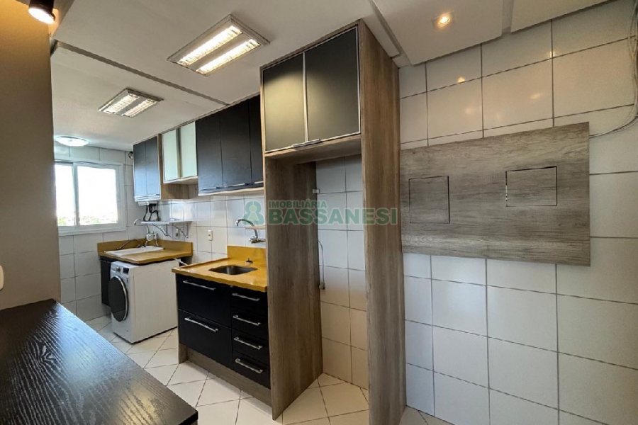 Apartamento com 58m², 2 dormitórios, 1 vaga, no bairro Santa Lúcia em Caxias do Sul para Alugar