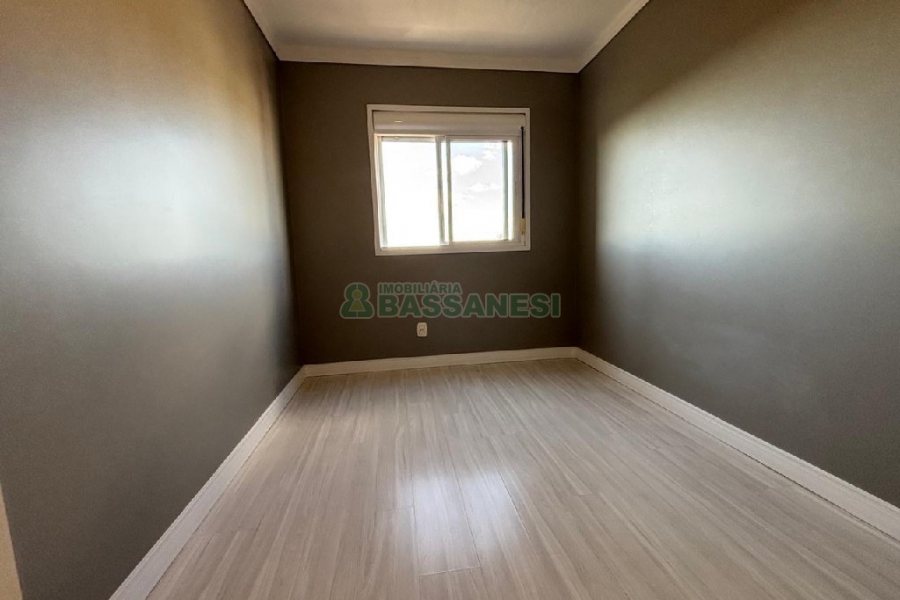 Apartamento com 58m², 2 dormitórios, 1 vaga, no bairro Santa Lúcia em Caxias do Sul para Alugar