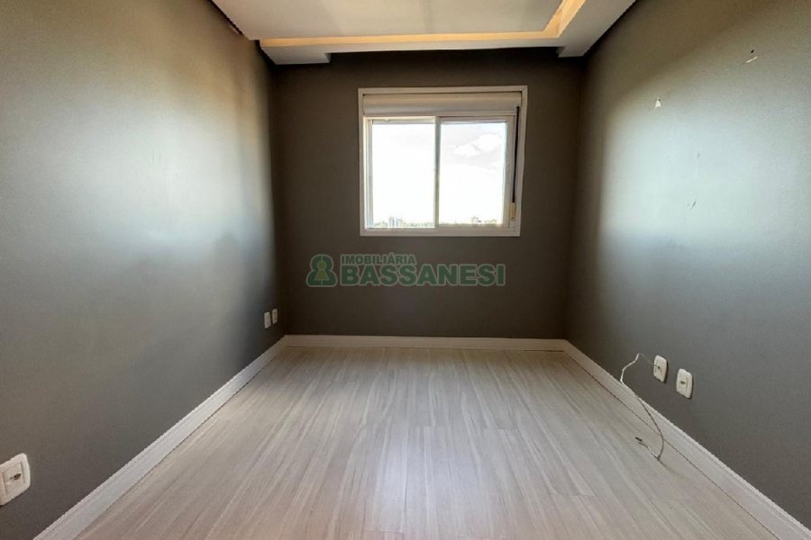 Apartamento com 58m², 2 dormitórios, 1 vaga, no bairro Santa Lúcia em Caxias do Sul para Alugar