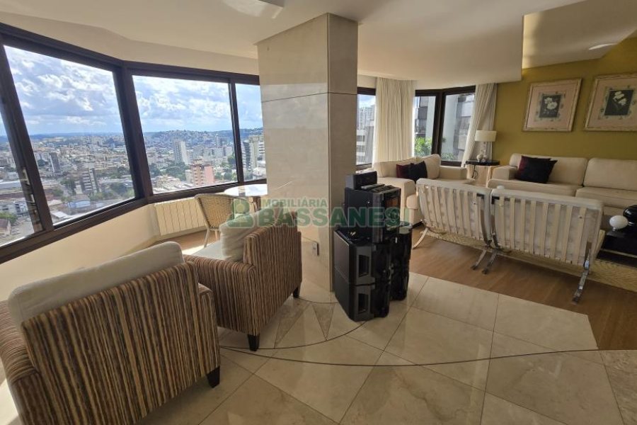 Apto Mobiliado com 374m², 3 dormitórios, 4 vagas, no bairro Madureira em Caxias do Sul para Alugar ou Comprar