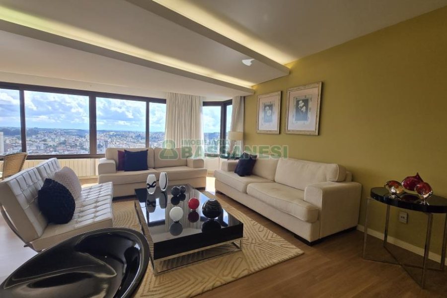 Apto Mobiliado com 374m², 3 dormitórios, 4 vagas, no bairro Madureira em Caxias do Sul para Alugar ou Comprar