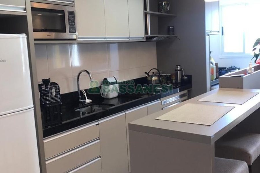 Apartamento com 53m², 2 dormitórios, 1 vaga, no bairro Santa Lúcia em Caxias do Sul para Comprar