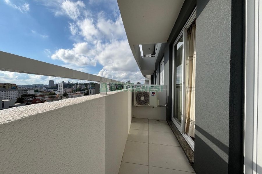 Apto Mobiliado com 70m², 1 dormitório, 1 vaga, no bairro Lourdes em Caxias do Sul para Alugar