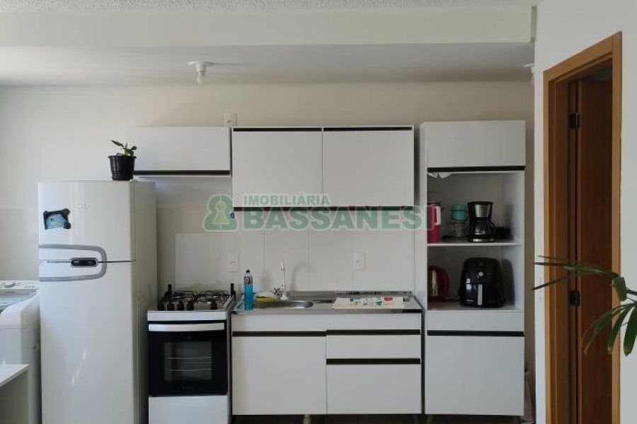 Kitinete com 25m², 1 dormitório, no bairro Cidade Nova em Caxias do Sul para Comprar