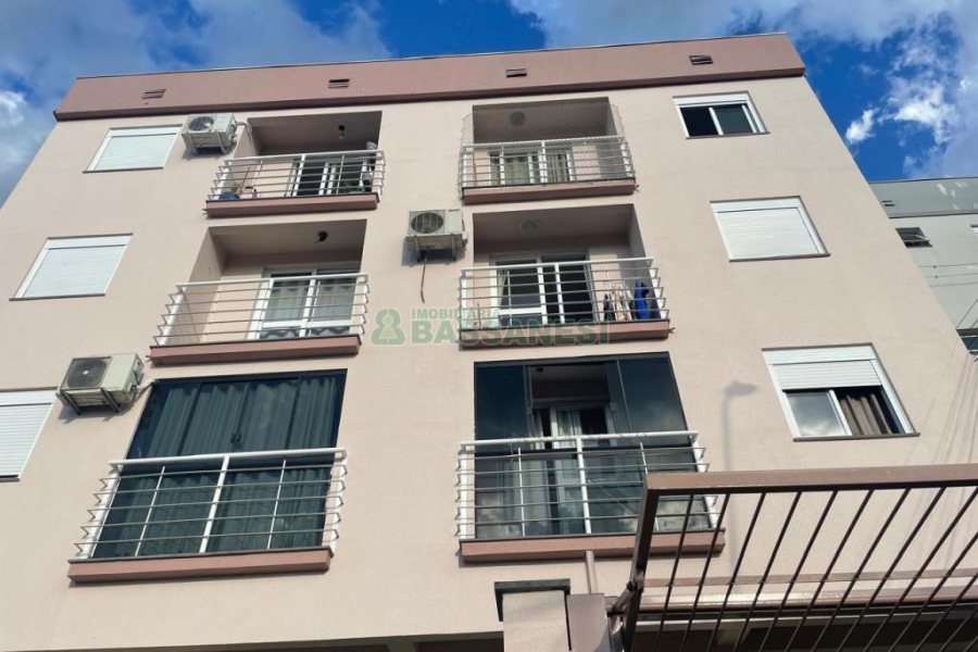 Apartamento com 56m², 2 dormitórios, 2 vagas, no bairro Colina do Sol em Caxias do Sul para Comprar