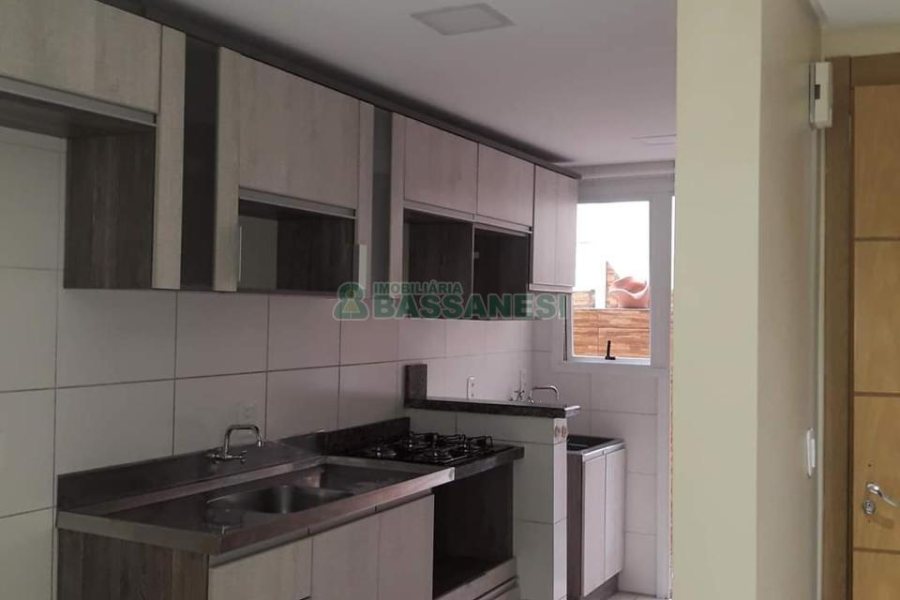 Apartamento com 56m², 2 dormitórios, 2 vagas, no bairro Colina do Sol em Caxias do Sul para Comprar