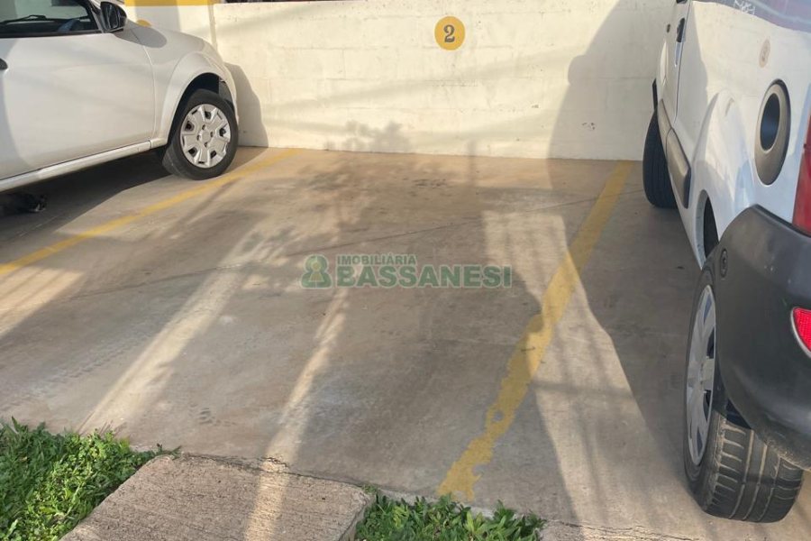 Apartamento com 56m², 2 dormitórios, 2 vagas, no bairro Colina do Sol em Caxias do Sul para Comprar