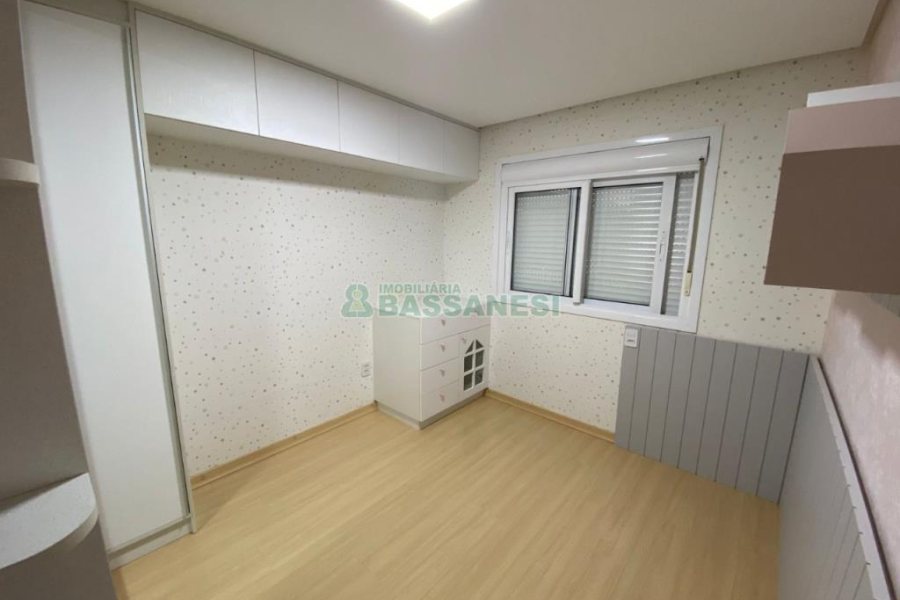 Apartamento com 77m², 2 dormitórios, 6 vagas, no bairro Colina Sorriso em Caxias do Sul para Comprar
