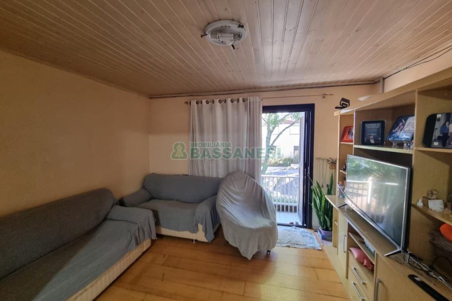 Predio com 493m², no bairro Santa Catarina em Caxias do Sul para Comprar