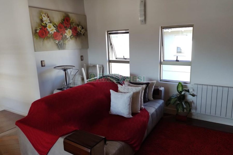 Apartamento com 245m², 3 dormitórios, 2 vagas, no bairro Centro em Caxias do Sul para Alugar ou Comprar