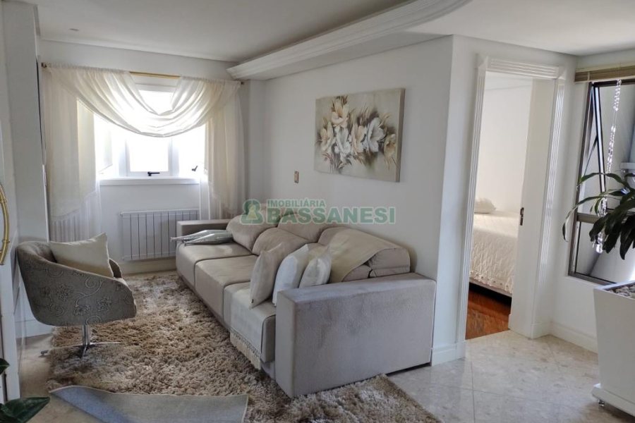 Apartamento com 245m², 3 dormitórios, 2 vagas, no bairro Centro em Caxias do Sul para Alugar ou Comprar