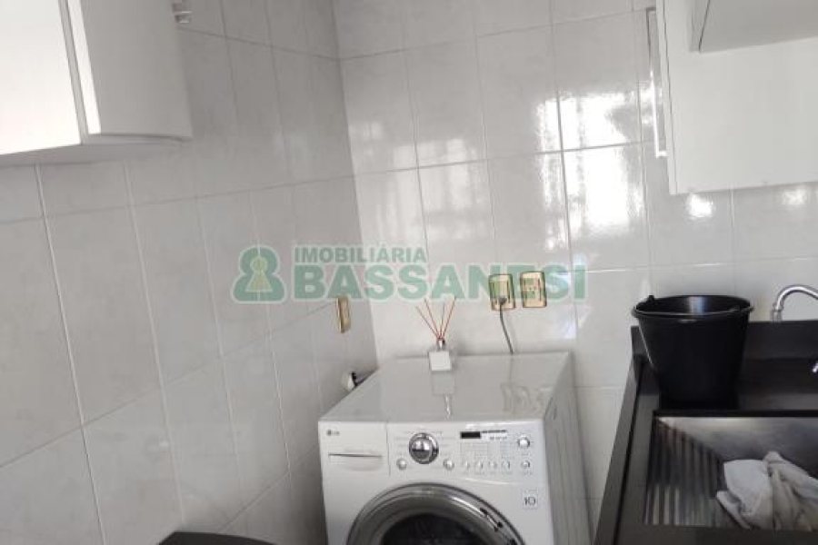 Apartamento com 245m², 3 dormitórios, 2 vagas, no bairro Centro em Caxias do Sul para Alugar ou Comprar