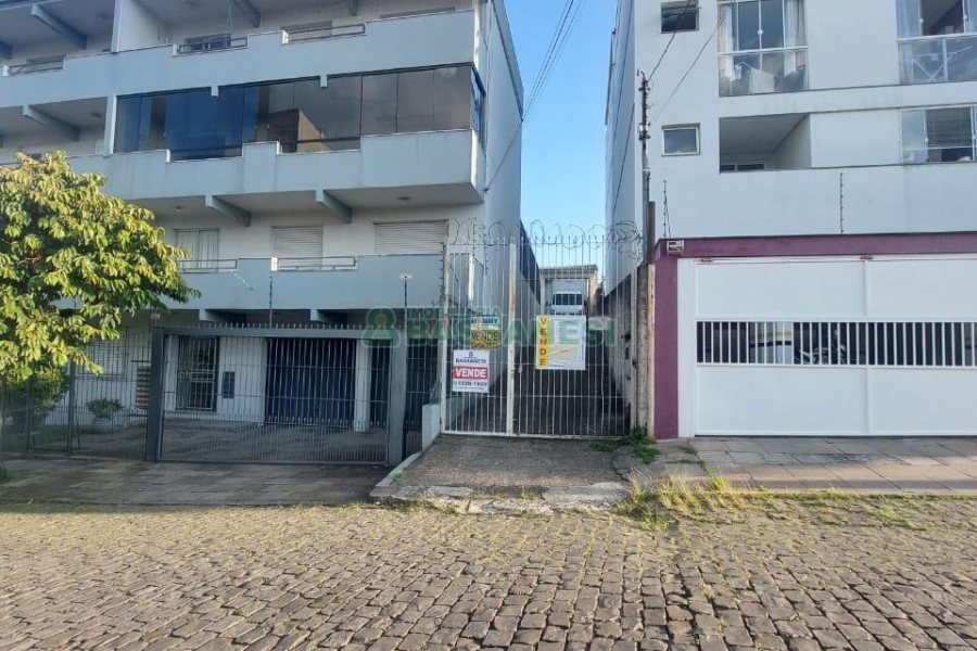 Pavilhão com 520m², no bairro Pio X em Caxias do Sul para Comprar