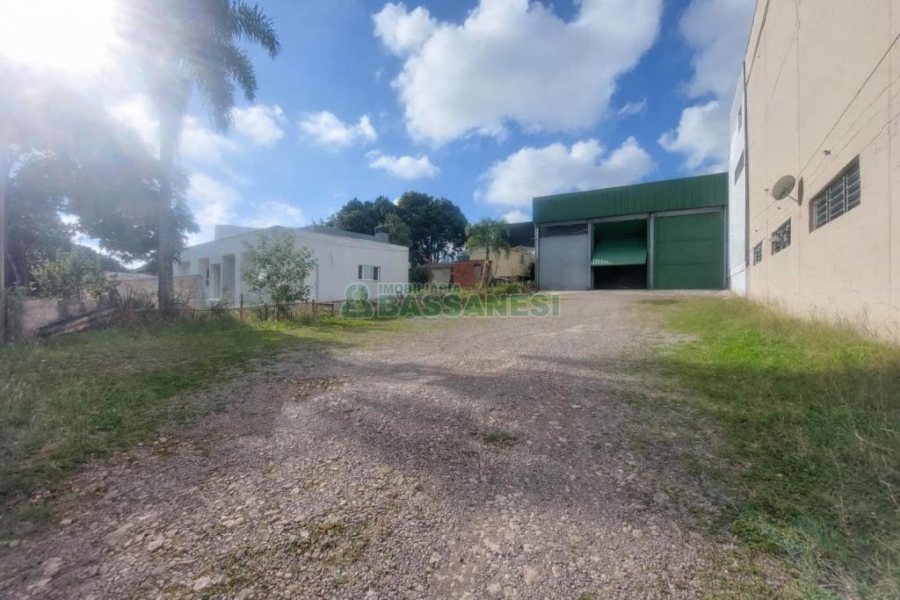 Pavilhão com 228m², no bairro Jardim Eldorado em Caxias do Sul para Alugar