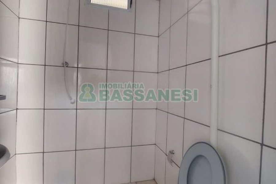 Pavilhão com 228m², no bairro Jardim Eldorado em Caxias do Sul para Alugar