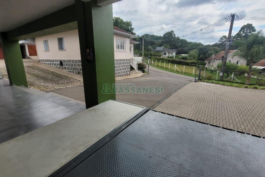 Pavilhão com 1000m², no bairro Maestra em Caxias do Sul para Alugar