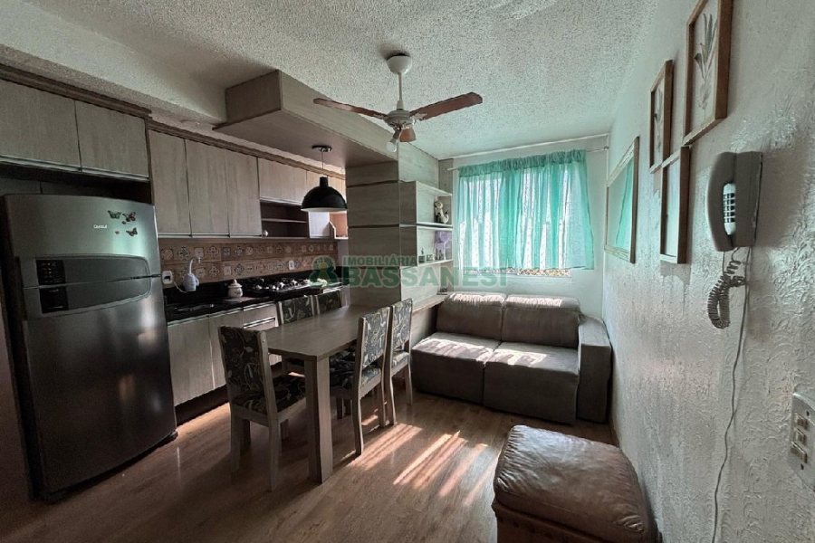 Apto Mobiliado com 54m², 2 dormitórios, 1 vaga, no bairro Esplanada em Caxias do Sul para Alugar