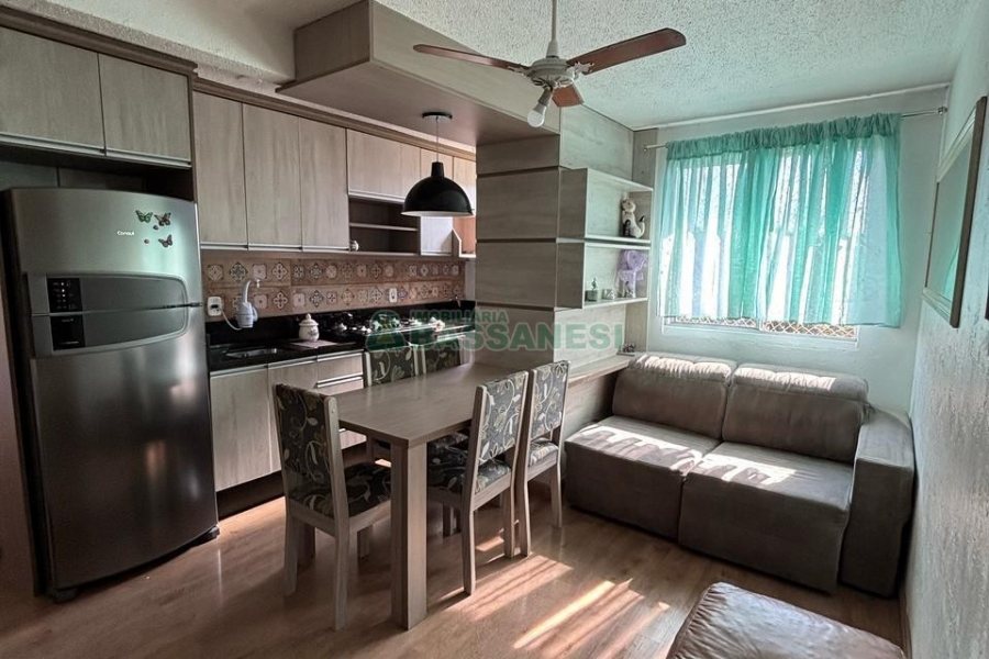 Apto Mobiliado com 54m², 2 dormitórios, 1 vaga, no bairro Esplanada em Caxias do Sul para Alugar