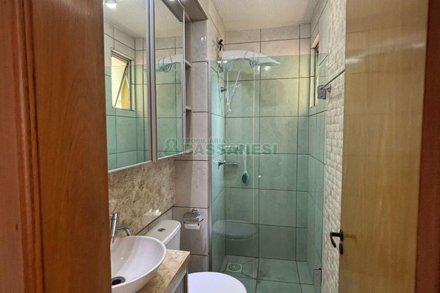 Apto Mobiliado com 54m², 2 dormitórios, 1 vaga, no bairro Esplanada em Caxias do Sul para Alugar