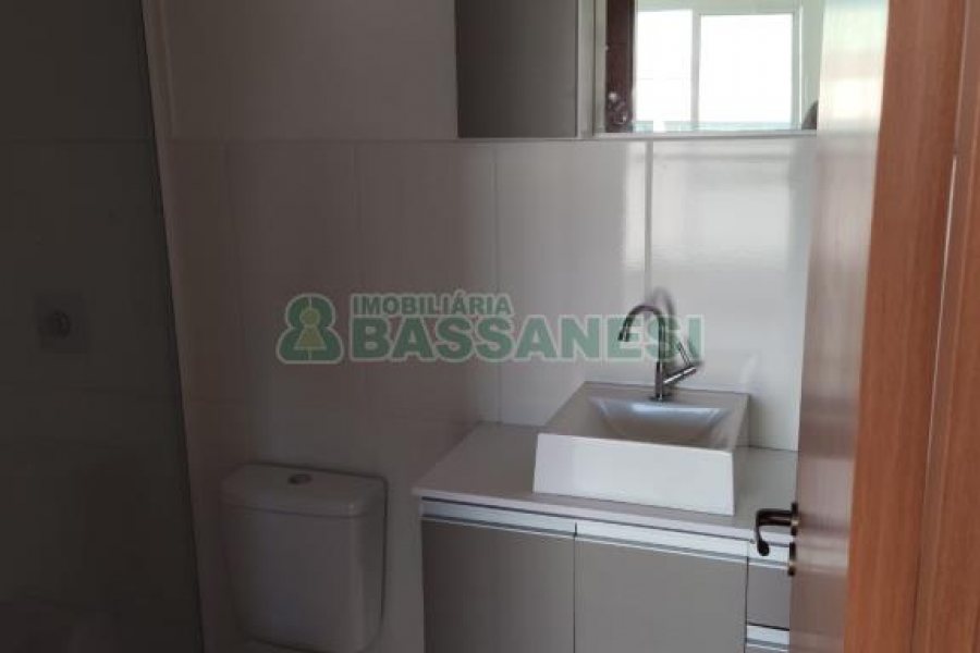Apartamento com 47m², 2 dormitórios, 1 vaga, no bairro Bela Vista em Caxias do Sul para Comprar