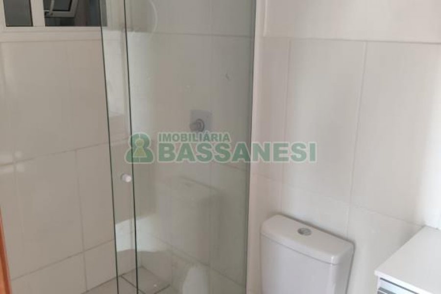 Apartamento com 47m², 2 dormitórios, 1 vaga, no bairro Bela Vista em Caxias do Sul para Comprar