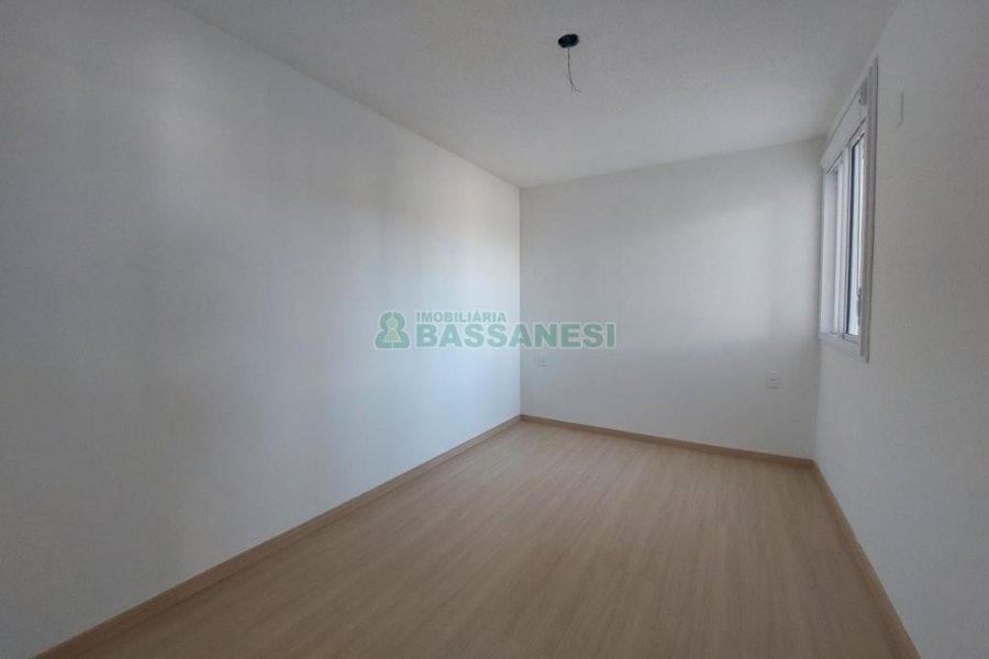 Apartamento com 47m², 2 dormitórios, 1 vaga, no bairro Bela Vista em Caxias do Sul para Comprar