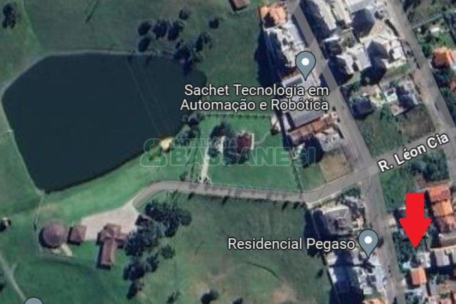 Terreno com 402m², no bairro Sanvitto em Caxias do Sul para Comprar