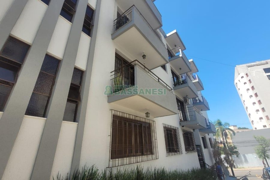 Apartamento com 82m², 2 dormitórios, 1 vaga, no bairro Santa Catarina em Caxias do Sul para Comprar