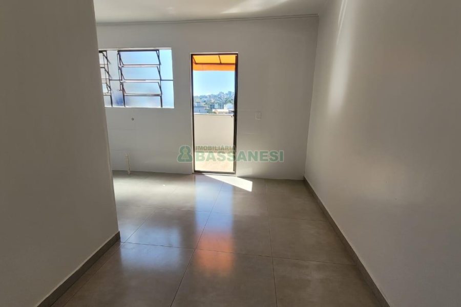 Apartamento com 82m², 2 dormitórios, 1 vaga, no bairro Santa Catarina em Caxias do Sul para Comprar