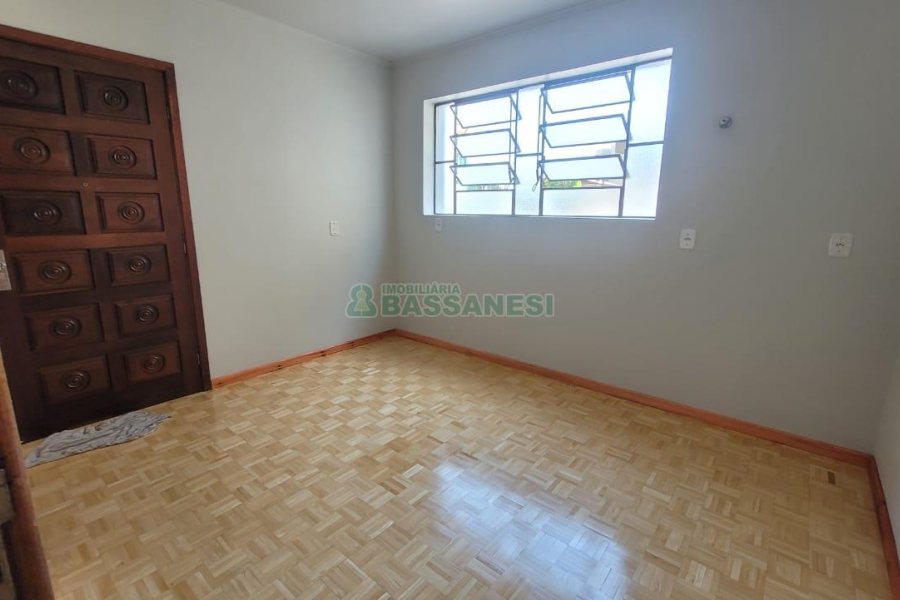Apartamento com 82m², 2 dormitórios, 1 vaga, no bairro Santa Catarina em Caxias do Sul para Comprar