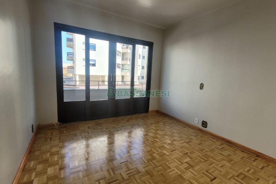 Apartamento com 82m², 2 dormitórios, 1 vaga, no bairro Santa Catarina em Caxias do Sul para Comprar